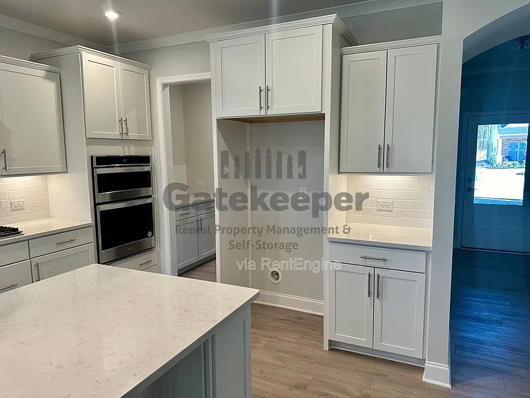 505 Colebrook Way — Photo 9