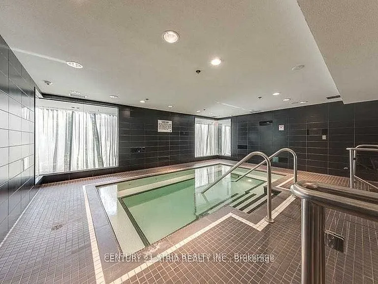 28 Ted Rogers Way #2605 — Photo 23
