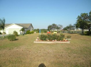 109 Zenna Dr, Mathis, TX 78368