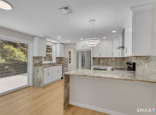 650 Manchester Road, Glastonbury, CT 06033