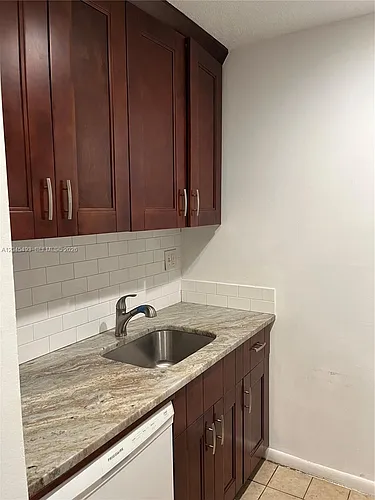 4114 NW 88th Ave #201 Photo 1
