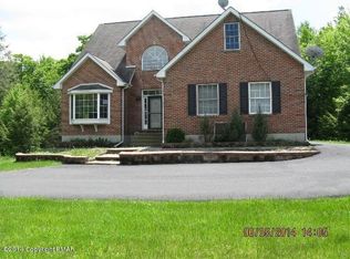 150 Simmons Rd, Tobyhanna, PA 18466