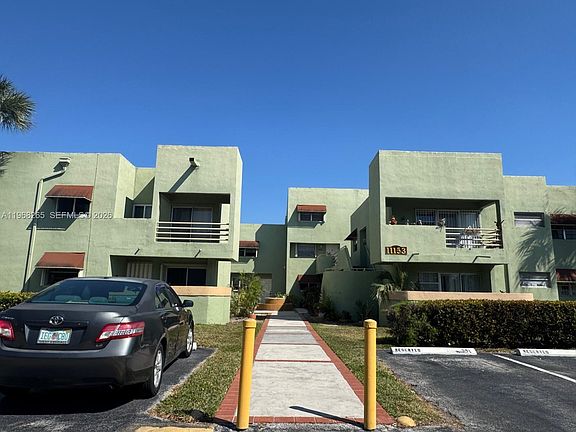 5th image of 11163 NW 7th St APT 204-19