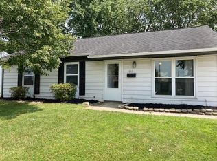 450 Amesbury Dr, Gahanna, OH 43230