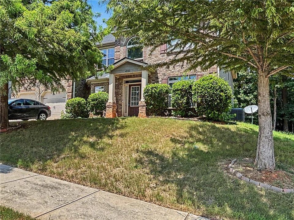 1st image of 4742 Shire Dr