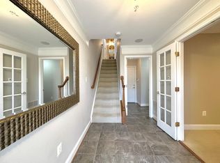 11837 Regents Park Dr, Germantown, MD 20876