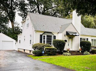 29 Lawton Ave, Stamford, CT 06907