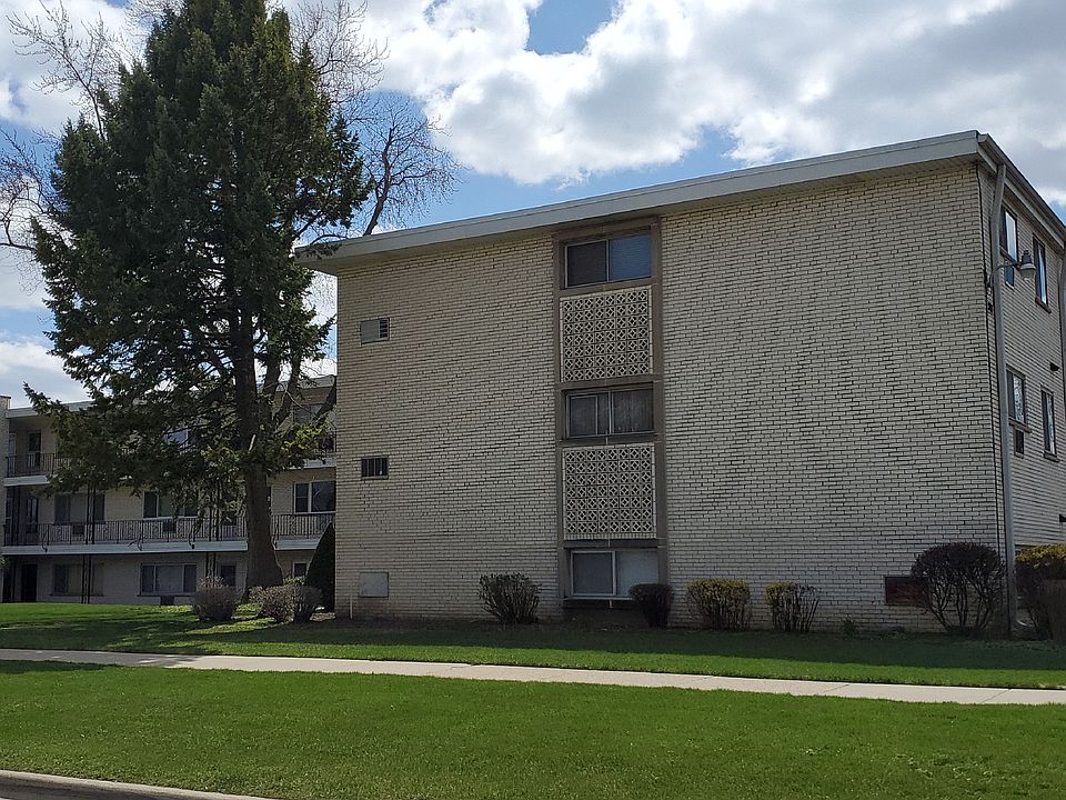 2nd image of 501 E Prospect Ave APT 2H