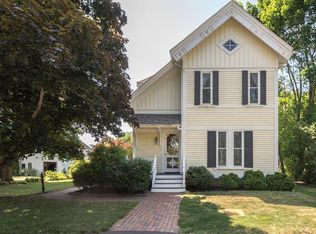 252 Main St, West Newbury, MA 01985