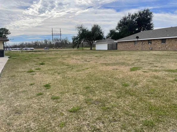 2208 Mary Hughes Dr, Houma, LA 70363