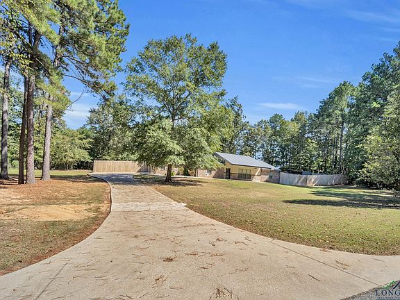5th image of 250 Private Road 3446