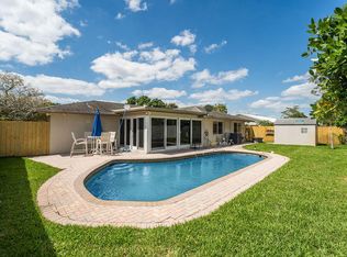 2550 Lochmore Rd, Riviera Beach, FL 33407