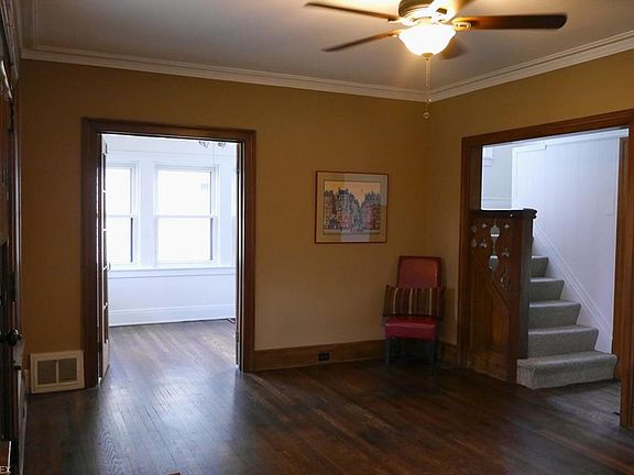 3rd image of 17604 Fries Ave