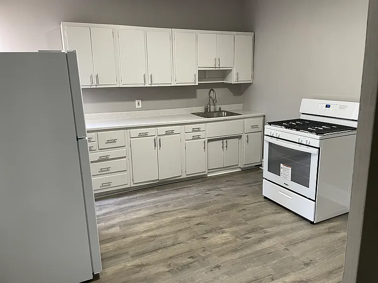 1452 E Cheltenham Ave #1 — Photo 4