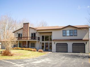 1387 State Route 101, North Troy, VT 05859