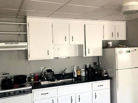 4th image of 265 Dorchester St APT 3