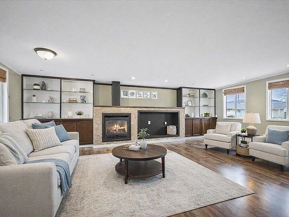 5th image of 905 N Ravalli Dr