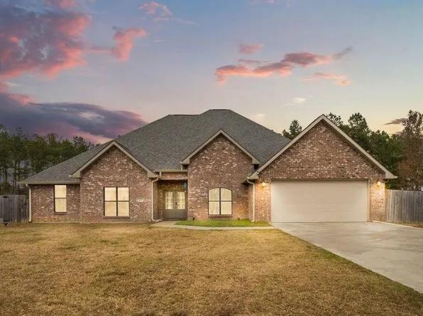 102 Hidden Trl, Leesville, LA 71446