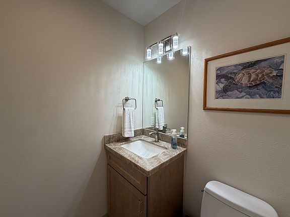 4th image of 77-6547 Naniloa Dr