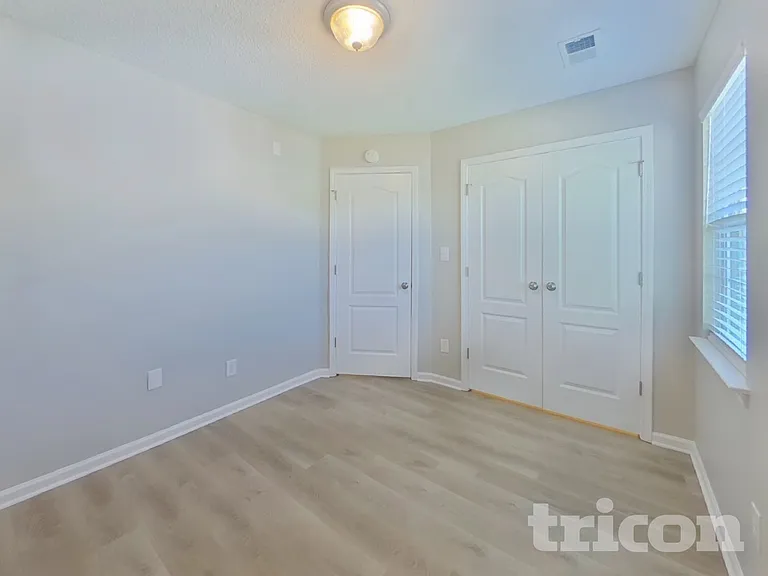 929 Corvus Ct — Photo 9