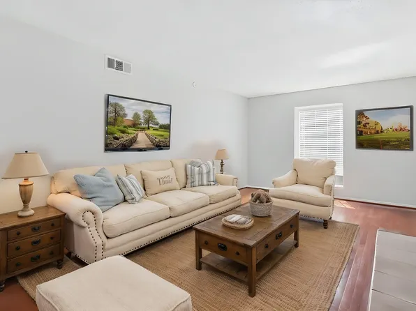 5232 Fleetwood Oaks Ave APT 216, Dallas, TX 75235
