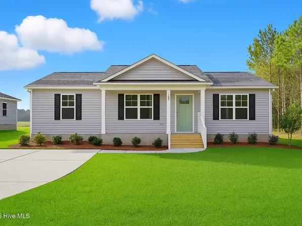 187 Page Street, Teachey, NC 28464