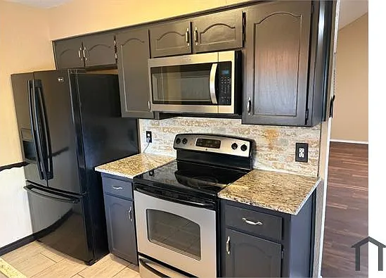 7204 Kary Lynn Dr E — Photo 12
