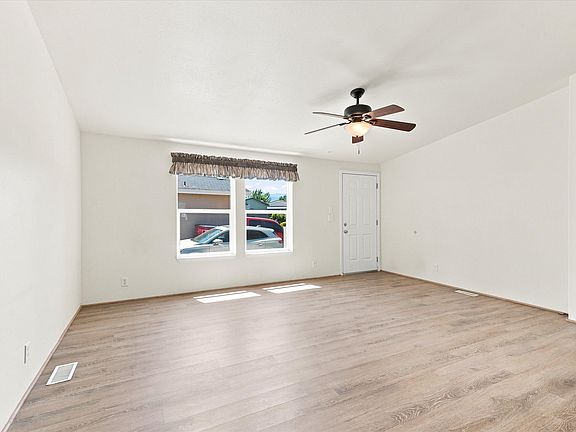 2nd image of 10 E South Stage Rd Space 607