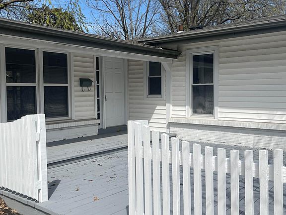 2nd image of 135 Broadmere Dr