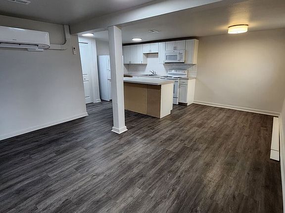4th image of 701 W Shoshone St #10915192