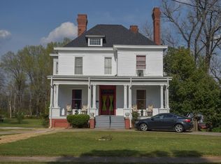 209 E Church St, Sandersville, GA 31082