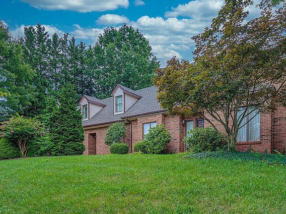 2nd image of 398 Highland Dr
