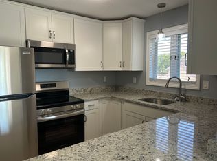 728 Beverage Hill Ave APT 35, Pawtucket, RI 02861