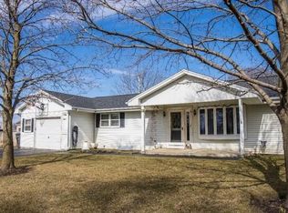 3092 South St, East Troy, WI 53120