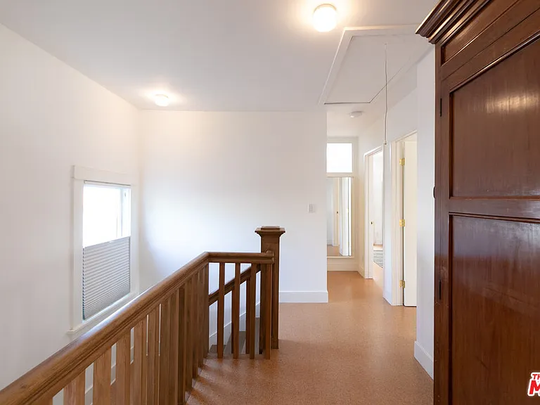 5676 Hub St — Photo 34