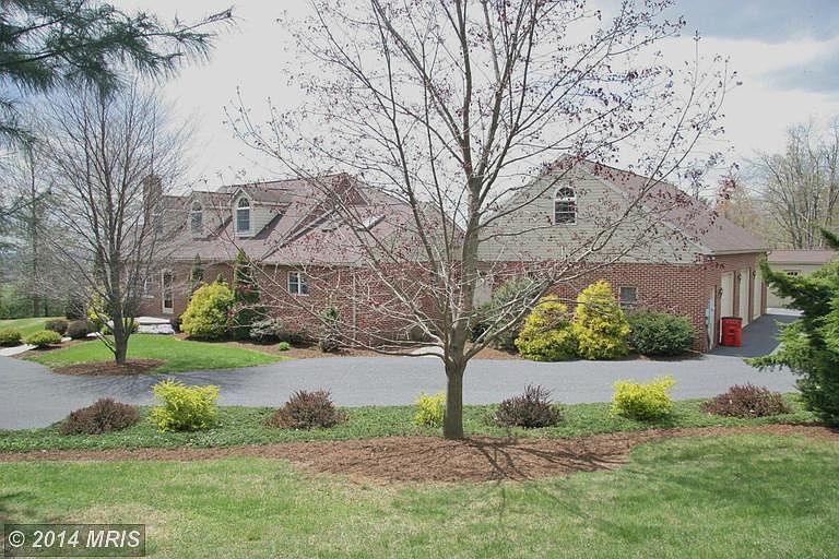 9123 Tomstown Rd, Waynesboro, PA 17268 Zillow