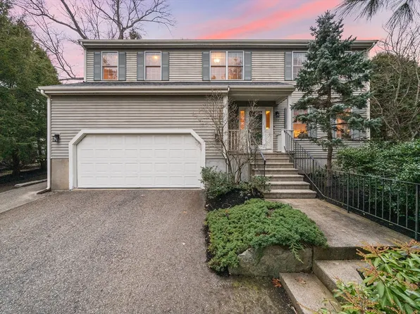 256 Dedham Ave, Needham, MA 02492