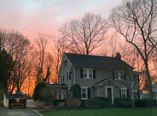 89 La Rue Dr, Huntington, NY 11743