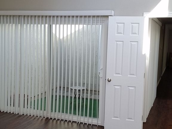 Master Bdrm slider to atrium