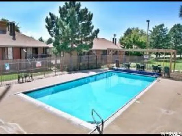 1842 E 5625 S APT A, South Ogden, UT 84403