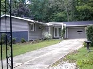 6815 Cranbrook Dr, Brecksville, OH 44141