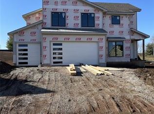 1503 Lewis Cir, Raymore, MO 64083