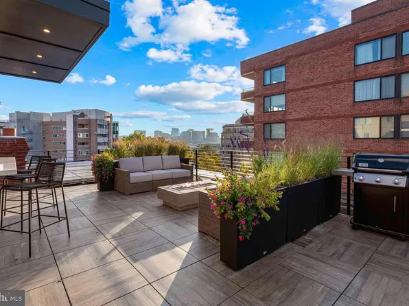 2525 Pennsylvania Ave NW #305, Washington, DC 20037