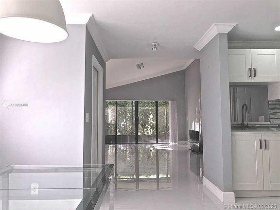 5th image of 21175 Mainsail Cir APT E11