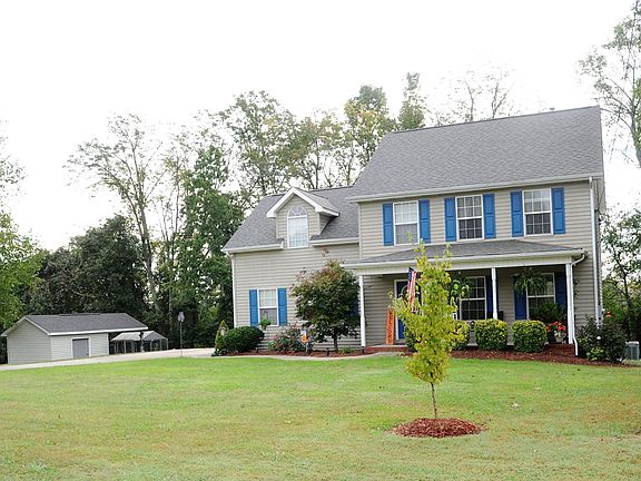 2nd image of 7819 Cody Ln