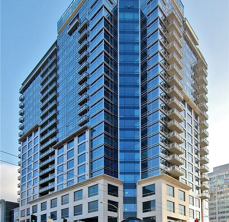 1st image of 2033 2nd Avenue
