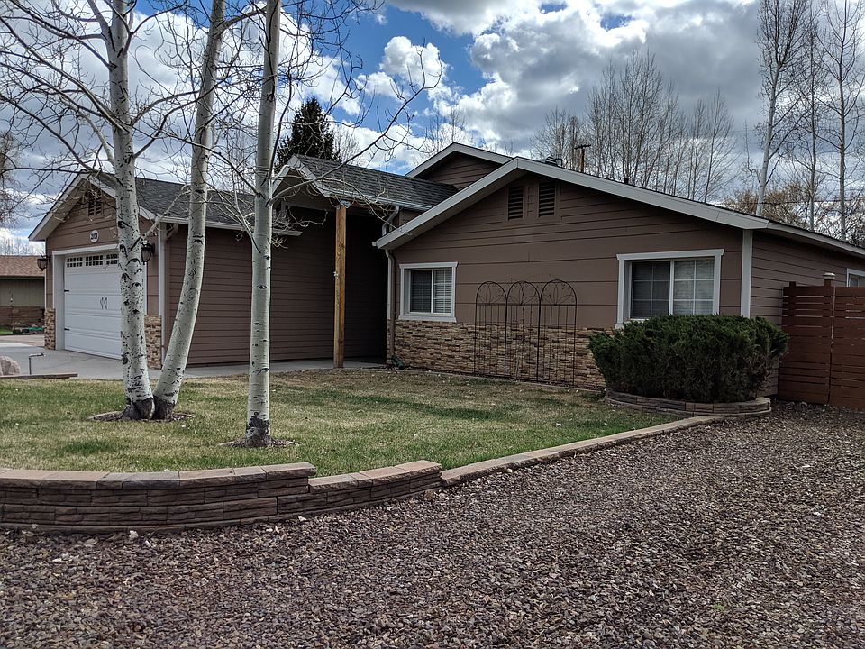 2nd image of 2109 N Talkington Dr