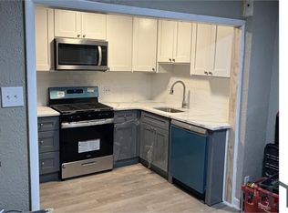 5266 Glenloch St, Philadelphia, PA 19124
