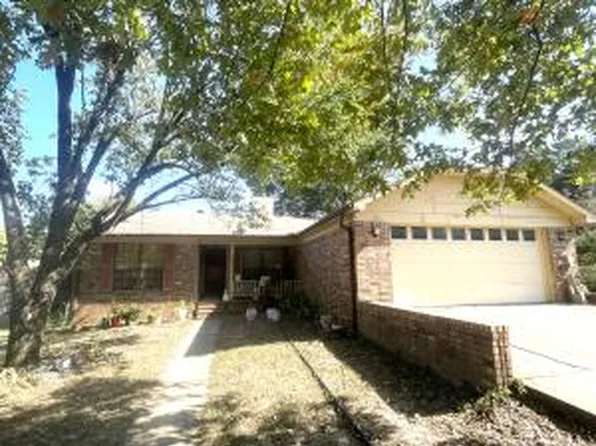 1113 S Laredo Ave, Russellville, AR 72801