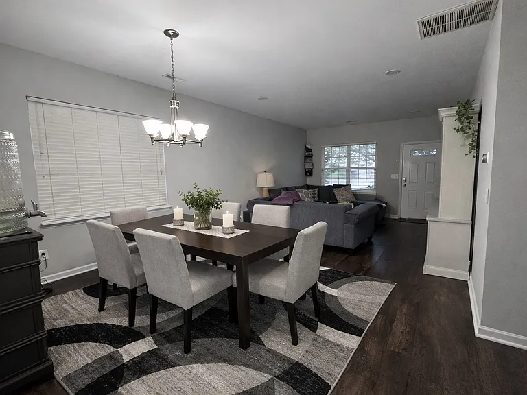 12148 Honor Guard Ave — Photo 5